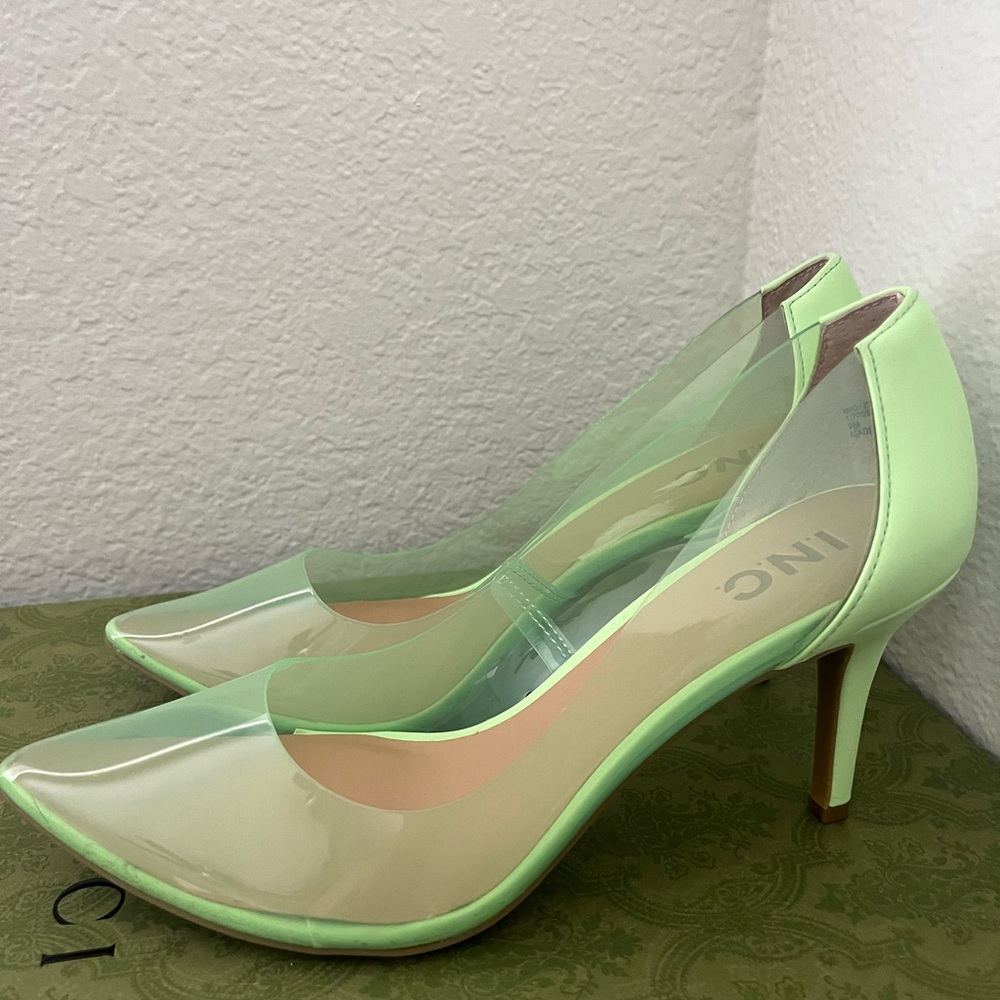 INC Lime green pumps.